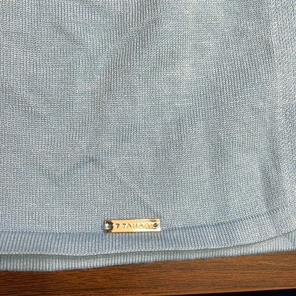 T Tahari Woman Light Blue Sweater & Sock Set, Size 1X, Ultra Soft, Gift Bundle - Picture 7 of 8